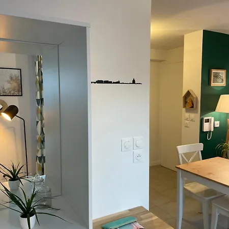 Apartamento Minimes, Studio Cosy Tout Confort, Wifi, Parking *